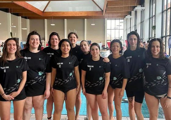 Las jugadoras del Pirañas Peñafiel después del campeonato.