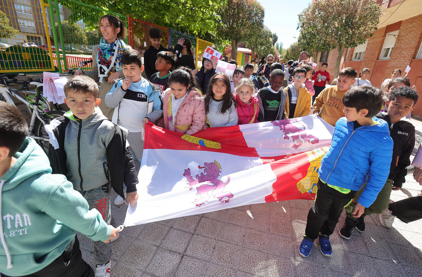 El colegio Pan y Guindas celebra el Día de Castilla y León