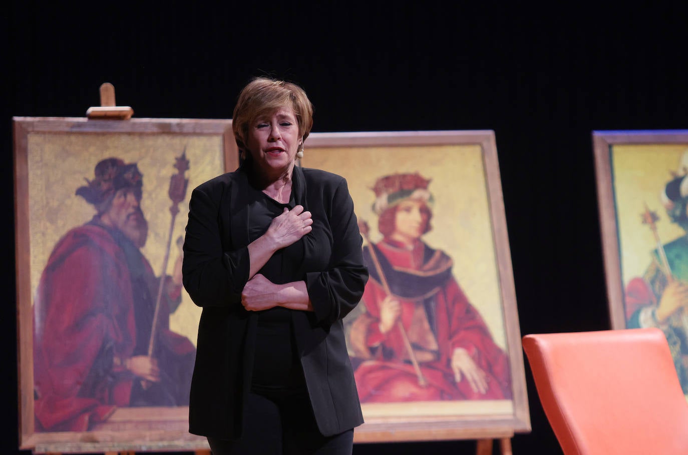 Gamoneda realza con su poesía el Día del Libro en Paredes