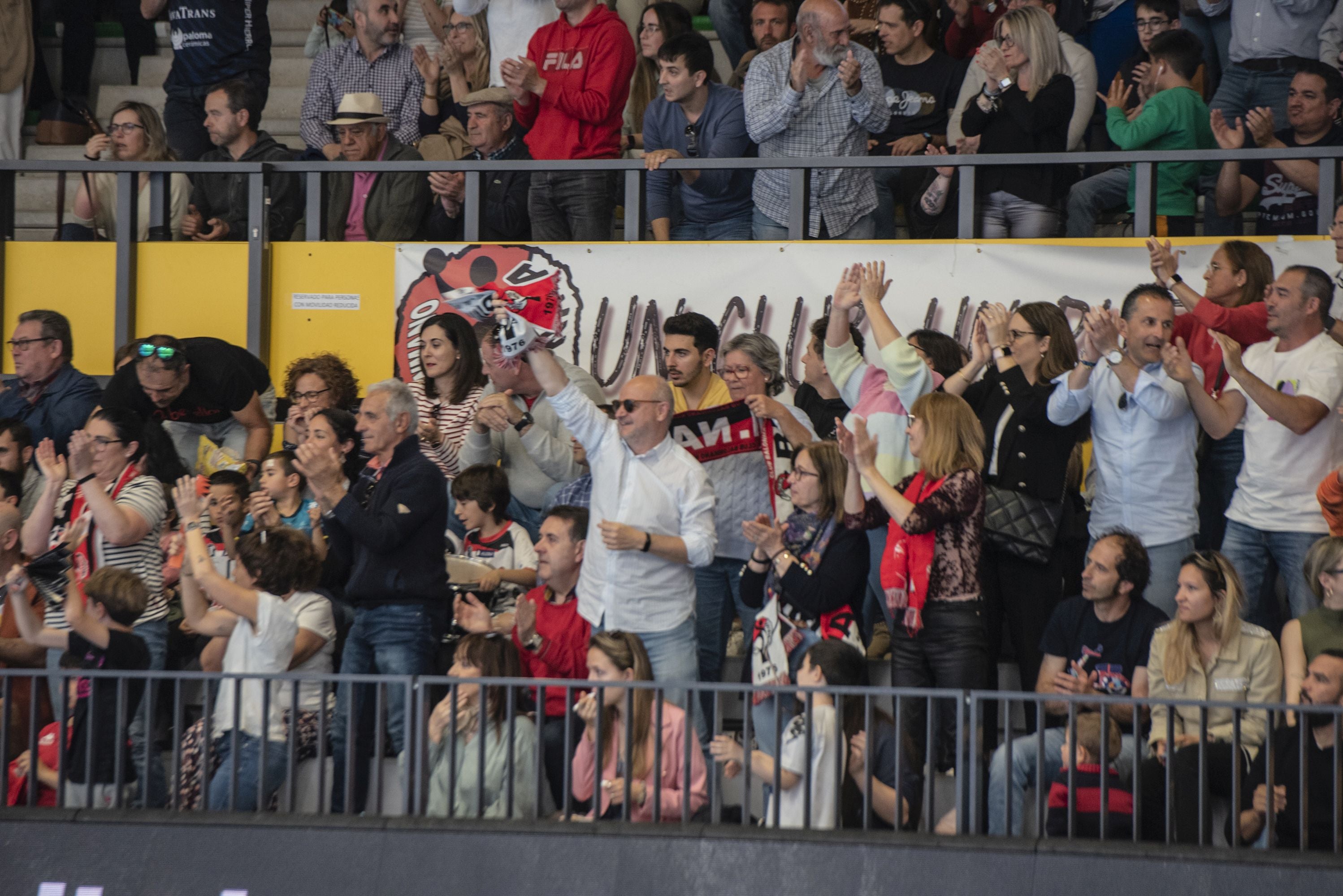 La derrota del Nava ante el Logroño, en imágenes