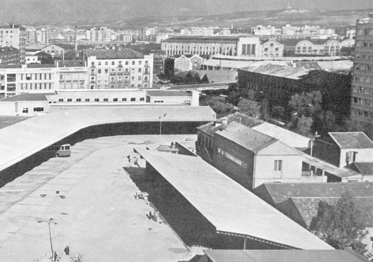 Panorámica de la estación de autobuses en 1972, el año de su inauguración.