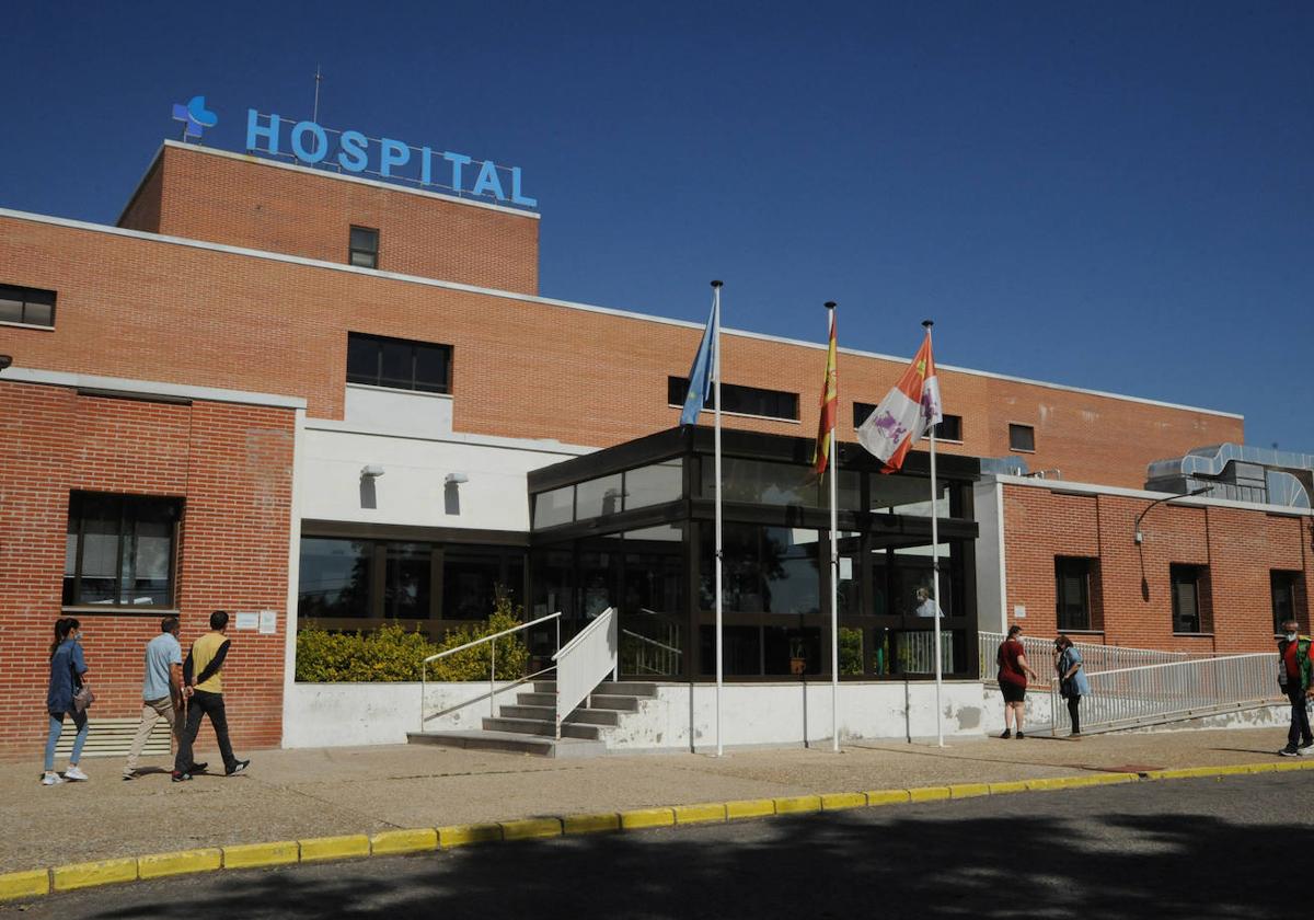 Hospital de Medina del Campo, al que fue trasladado la víctima.