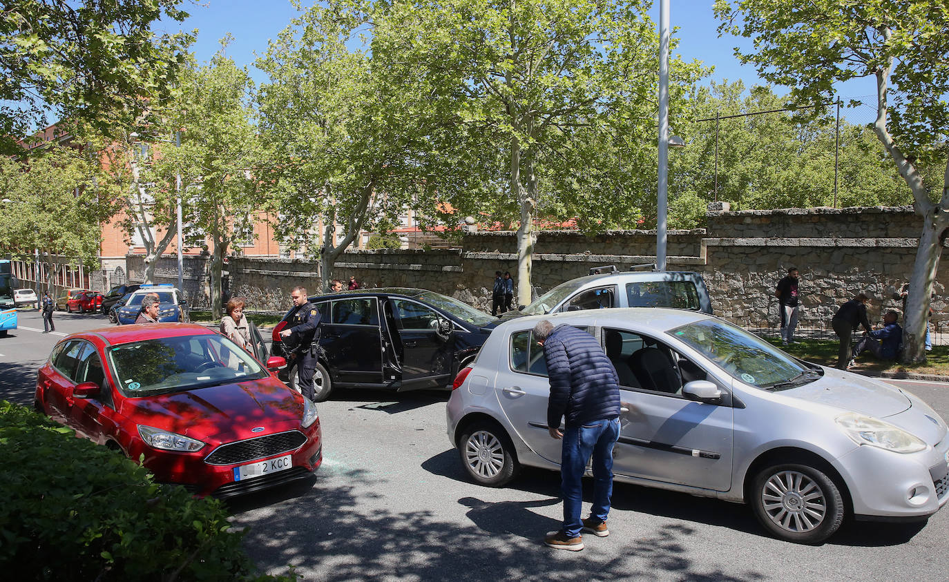 Fotografías del accidente en la avenida Padre Claret