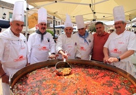 Cocineros de la asociación de Segovia en la Feria del Chorizo del año pasado.