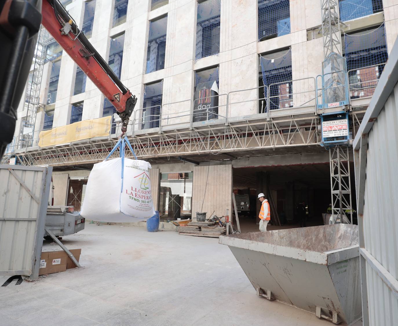 Obras en el antiguo edificio de El Corte Inglés de Valladolid