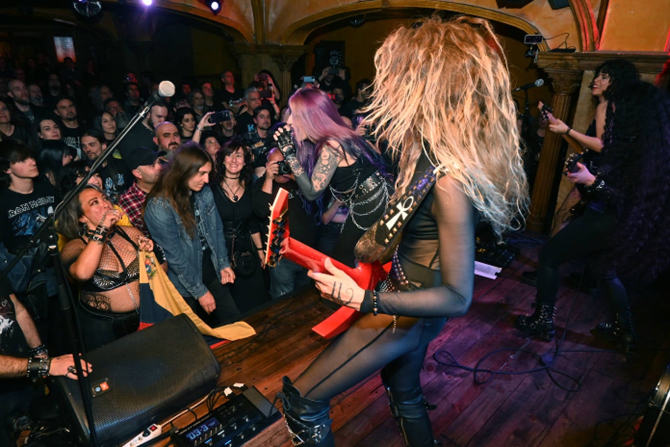 Los conciertos Cobra Spell y Rabia Perez, en imágenes