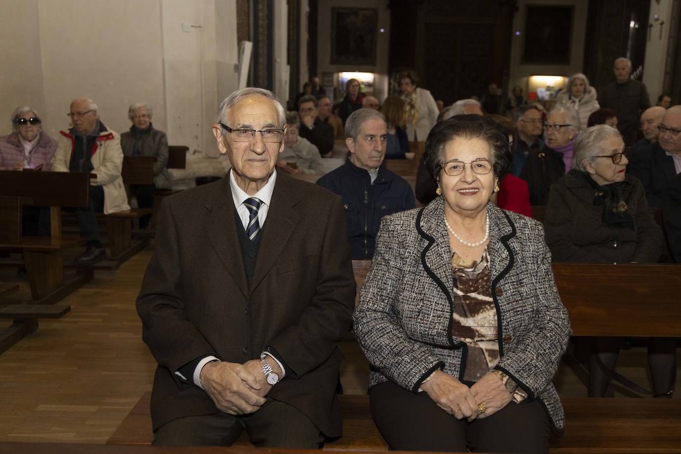 Las bodas de oro y de plata de 22 matrimonios, en imágenes