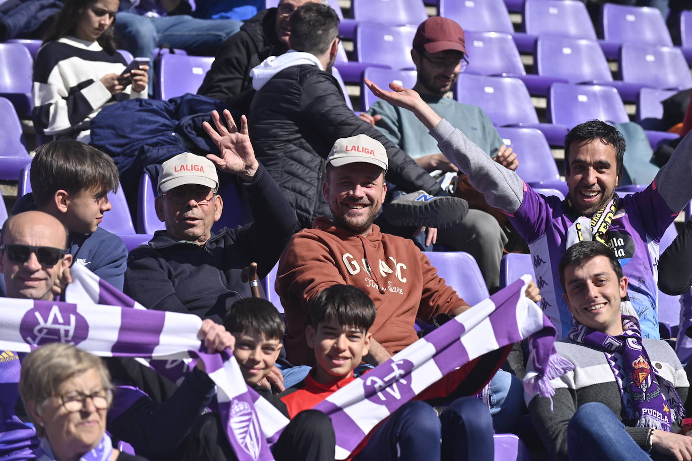 Búscate en la grada del estadio José Zorrilla (4/4)