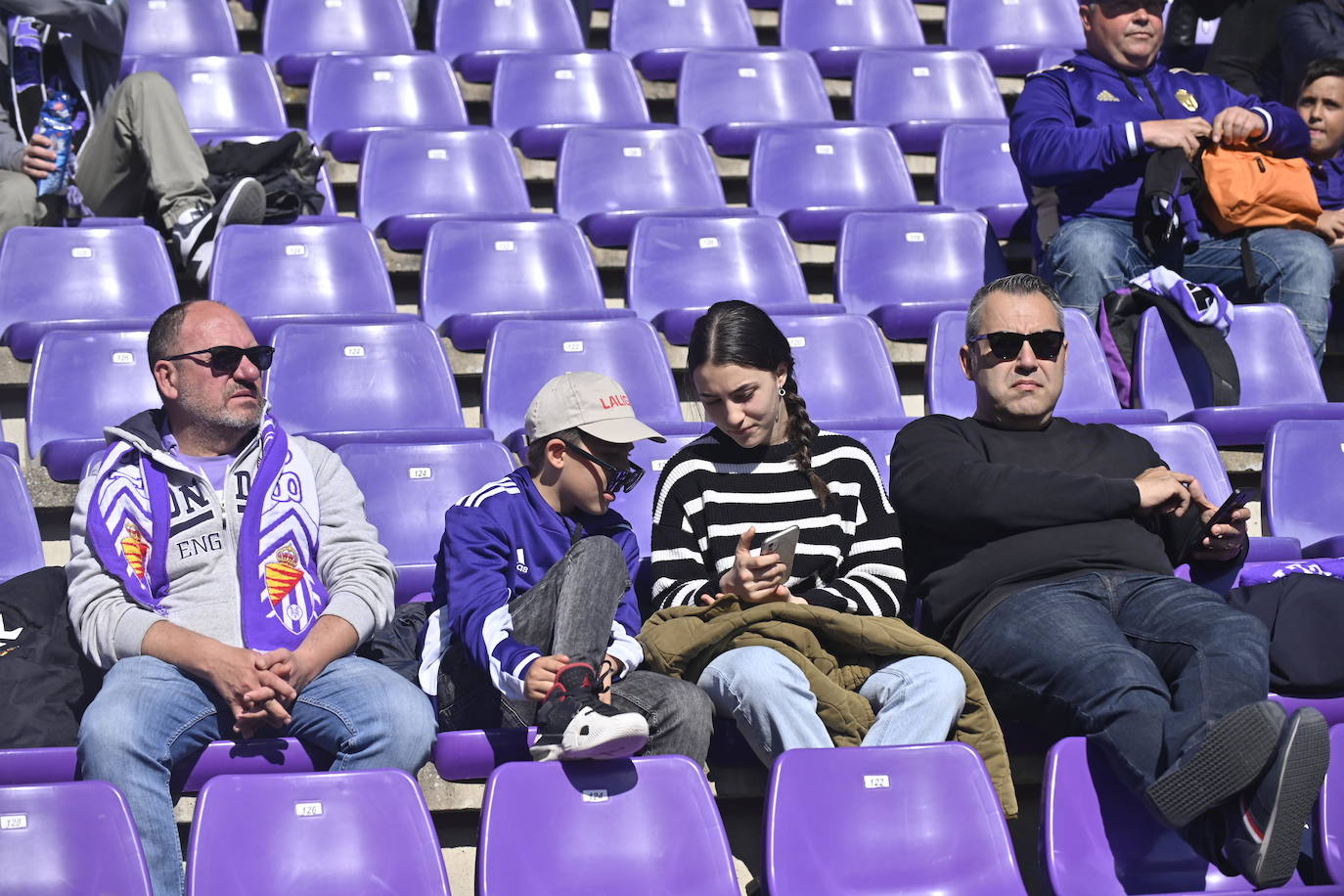 Búscate en la grada del estadio José Zorrilla (3/4)