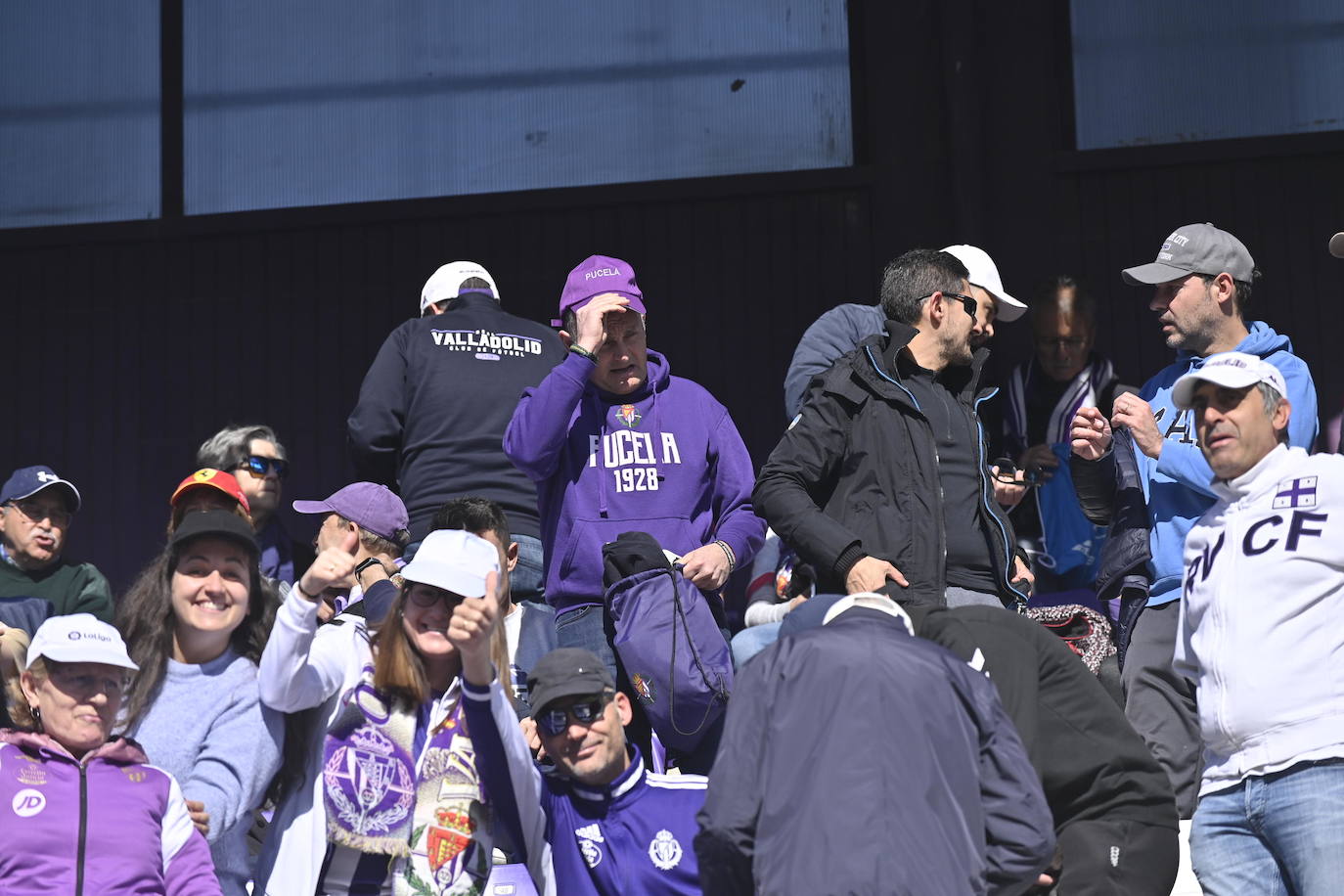 Búscate en la grada del estadio José Zorrilla (3/4)