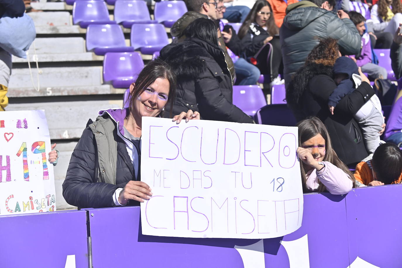 Búscate en la grada del estadio José Zorrilla (3/4)