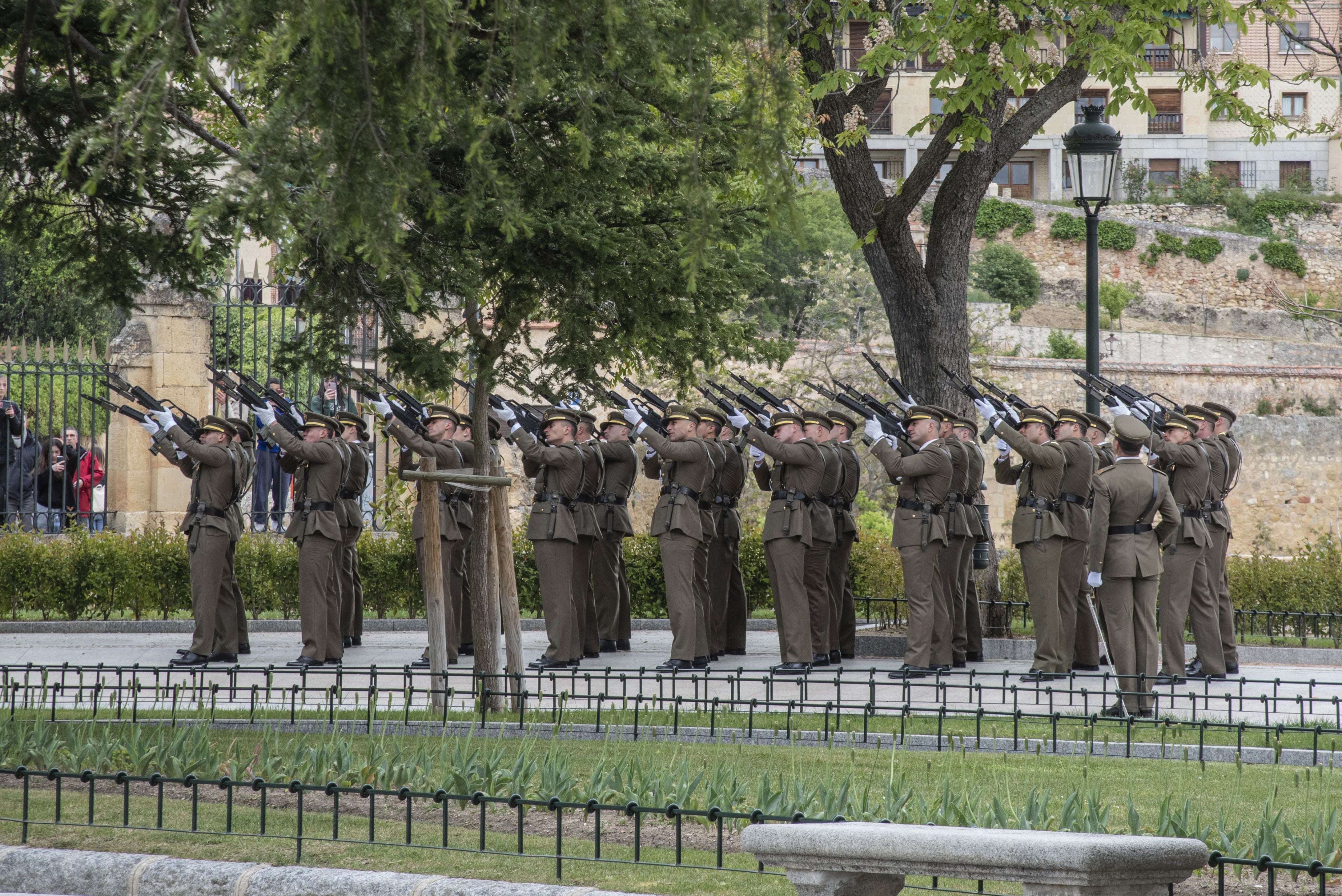 El homenaje a Daoiz y Velarde, en imágenes