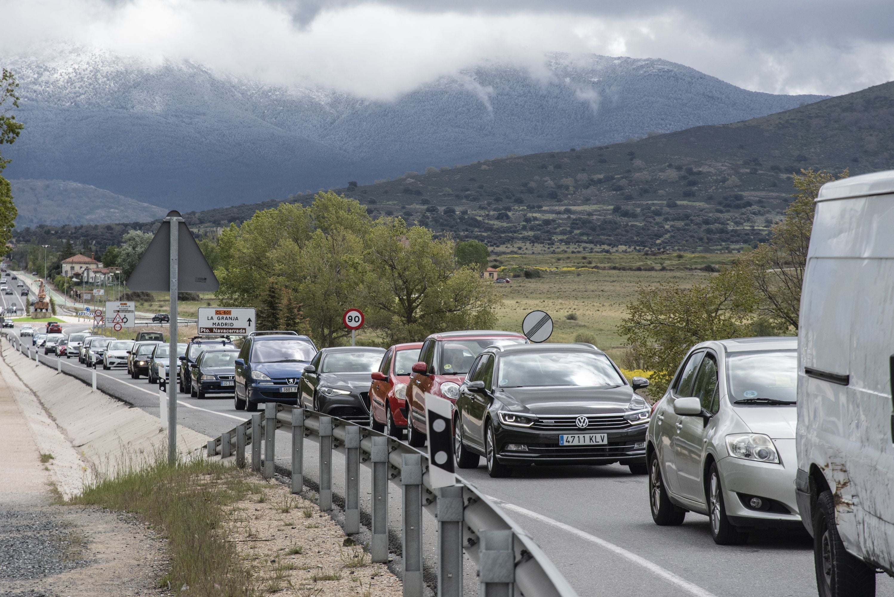 Fotografías de los atascos en Segovia este 2 de mayo