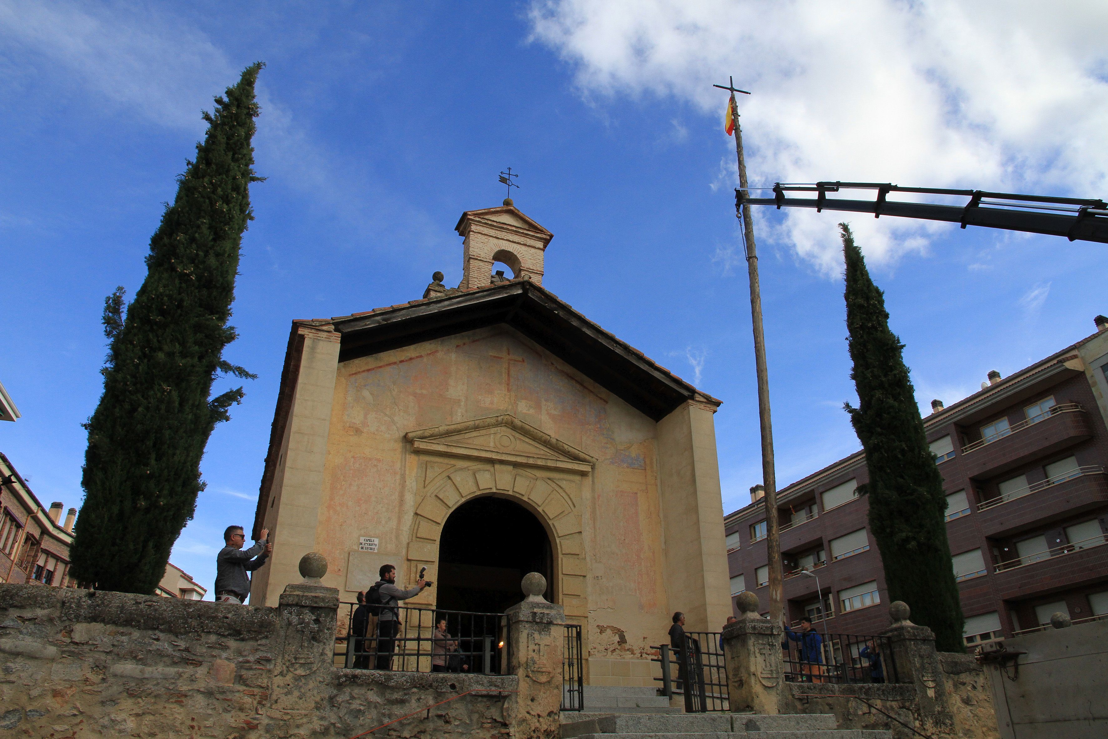 La subida del mayo en el Cristo del Mercado