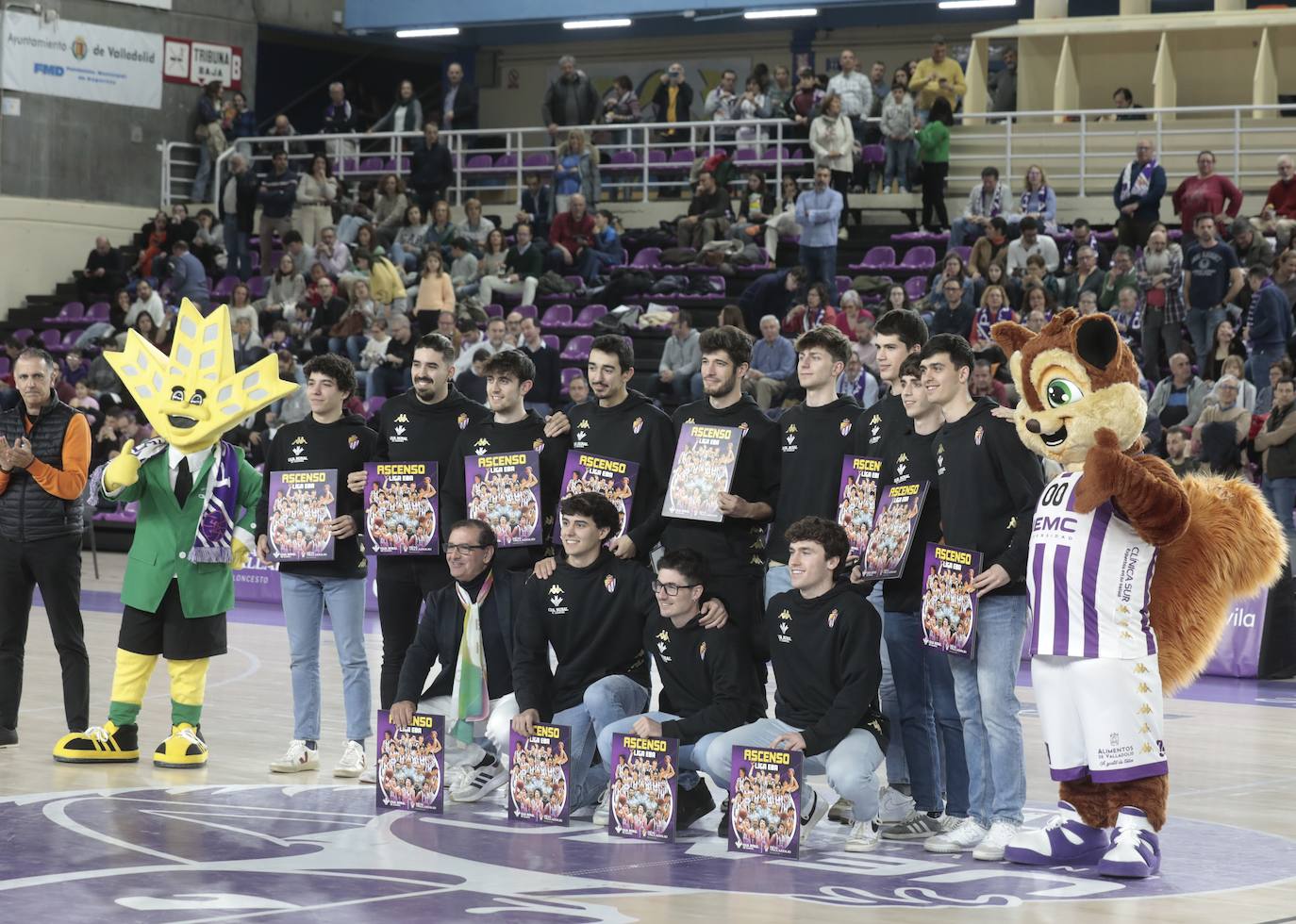 El partido del Real Valladolid Baloncesto contra el Oviedo en imágenes