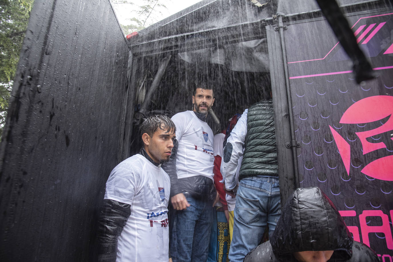Las fotos de la celebración del ascenso en la plaza de la Segoviana