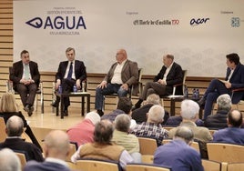 Rafael Sáez (Itacyl), Ángel González (CHD), Armando Caballero (Regantes Aguas Subterráneas), Jesús Posadas (Acor) y Eduardo Gordaliza (Acor).