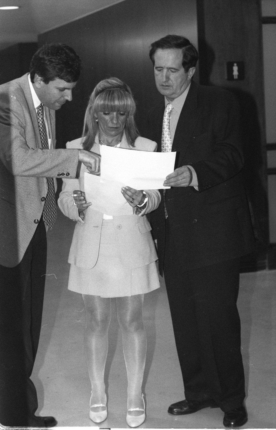 Octubre 1996. Carlos Fernández Carriedo, Isabel Carrasco y Juan José Lucas, en las Cortes.