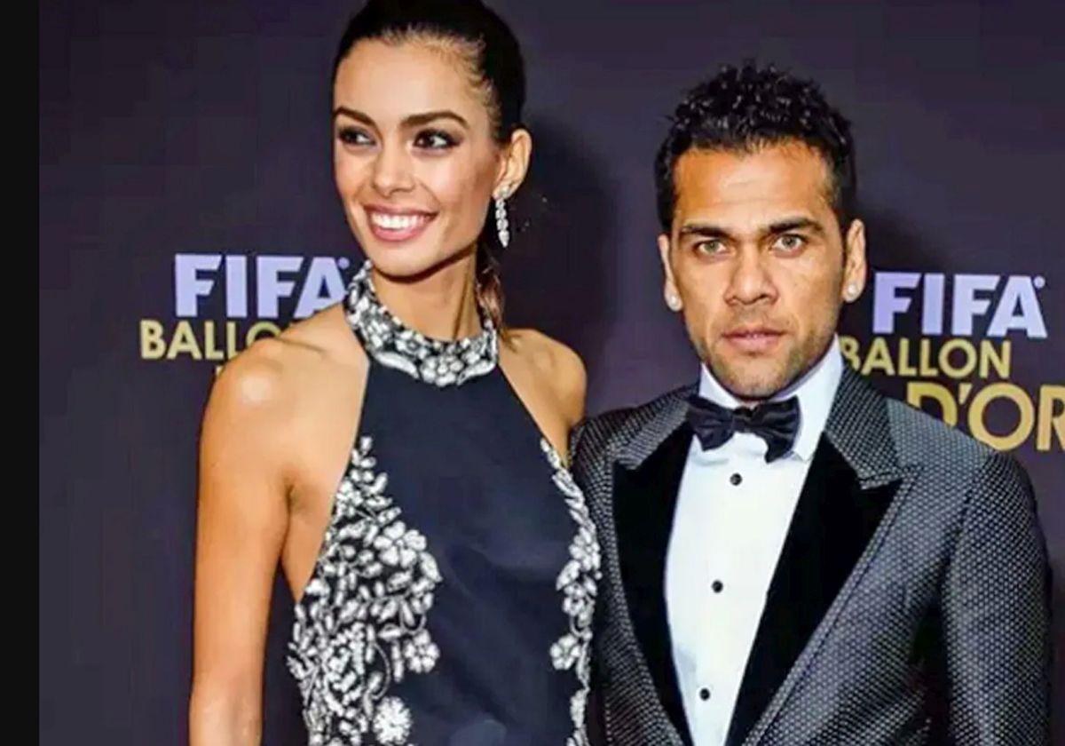 Dani Alves y Joana Sanz, en una imagen de archivo.