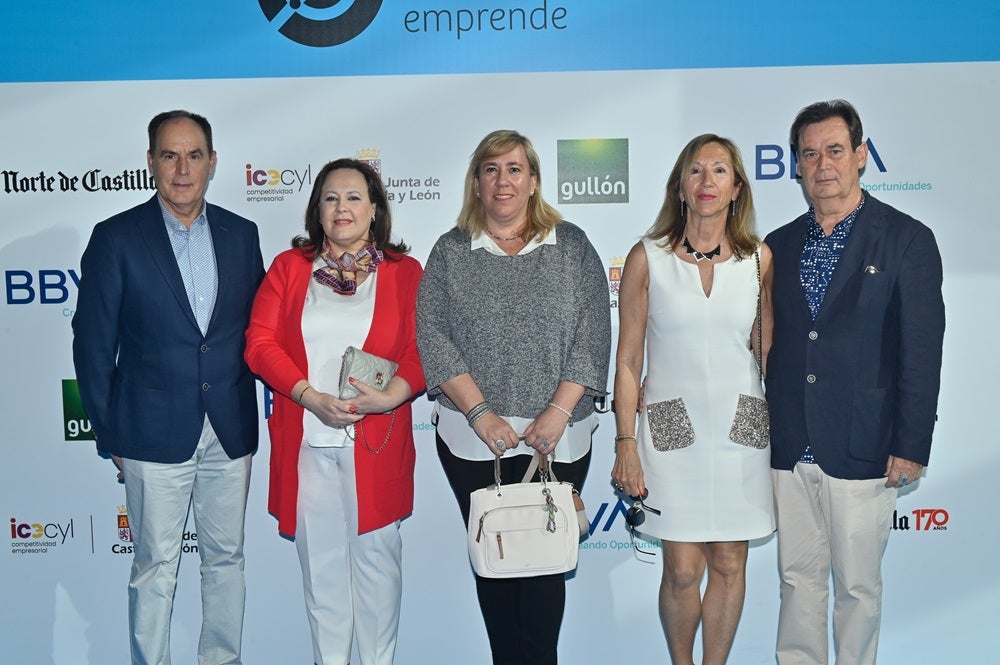 Julio Gutiérrez, María Ángeles Sánchez, Sonia Pascual, Henar Pascual y Luis Ángel Gutiérrez.