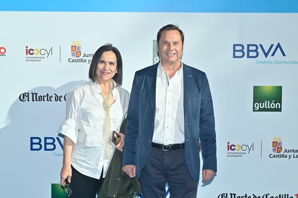 Victoria Alonso y Ricardo Peña.