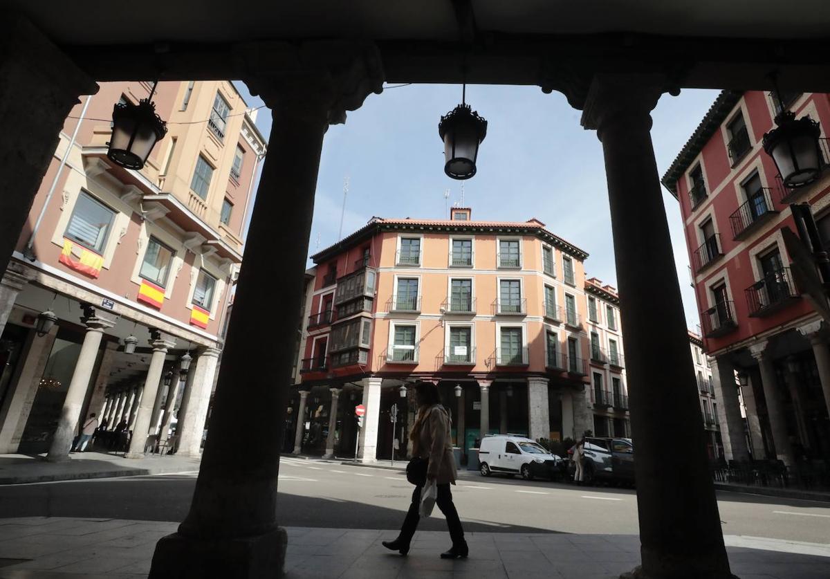 Un paseo por la plaza del Ochavo de Valladolid