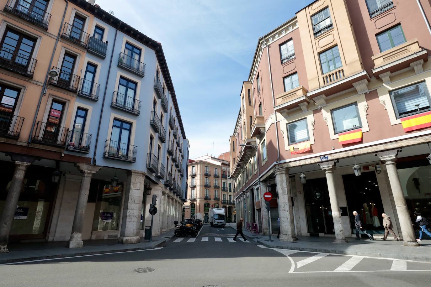 Un paseo por la plaza del Ochavo de Valladolid