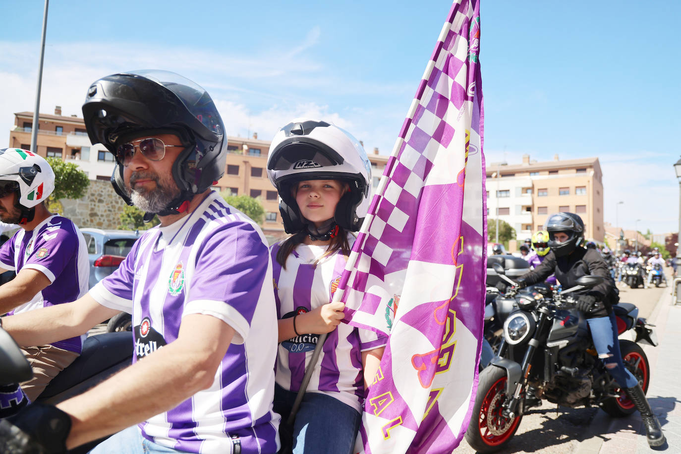 Las imágenes del espectacular ambiente previo al partido del Real Valladolid