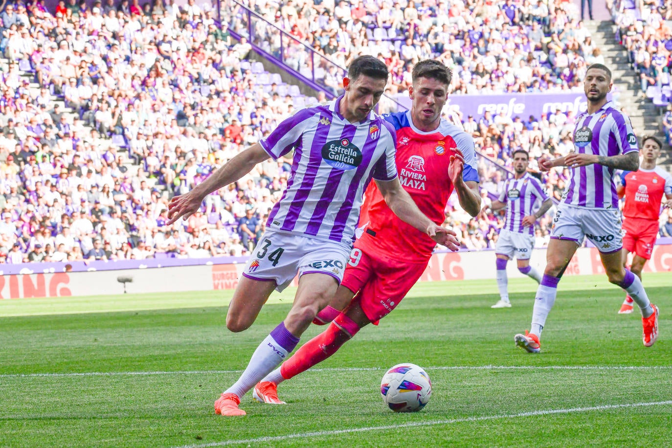 Las imágenes del partido entre el Real Valladolid y el Espanyol