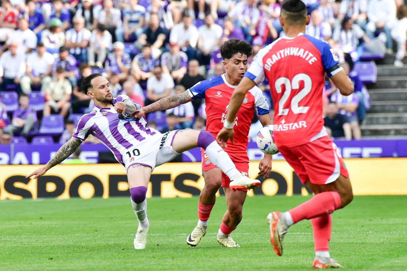 Las imágenes del partido entre el Real Valladolid y el Espanyol