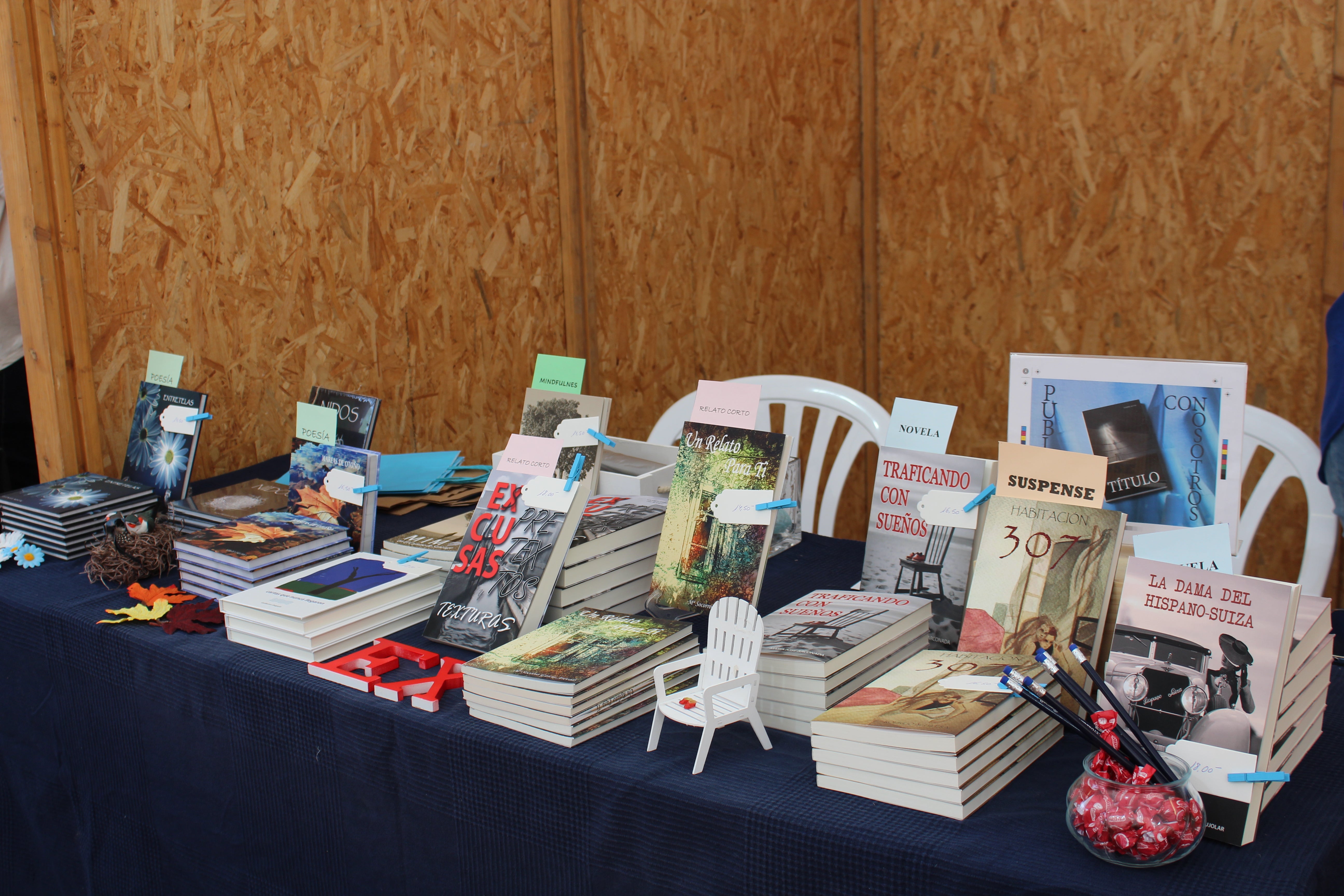 Expositores de la Feria del Libro de Medina del Campo