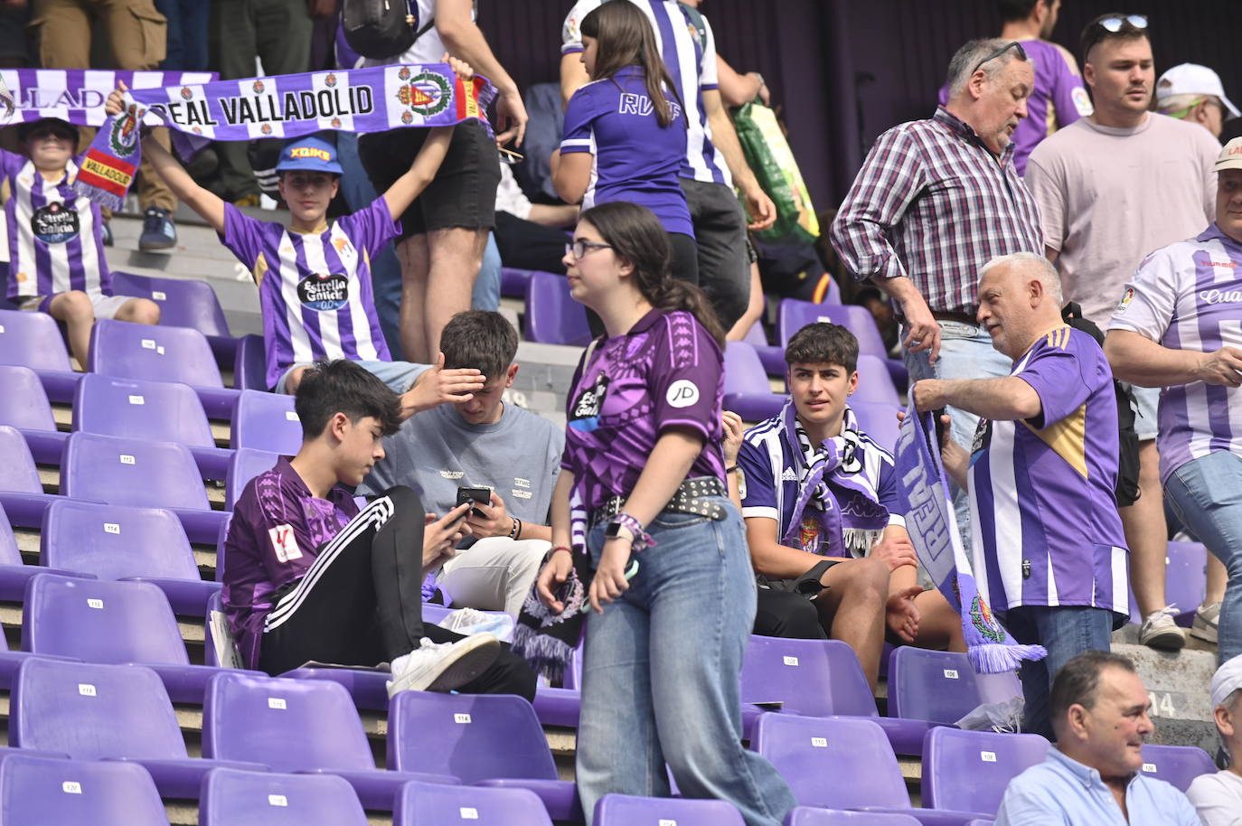 Búscate en la grada del estadio José Zorrilla (4/4)