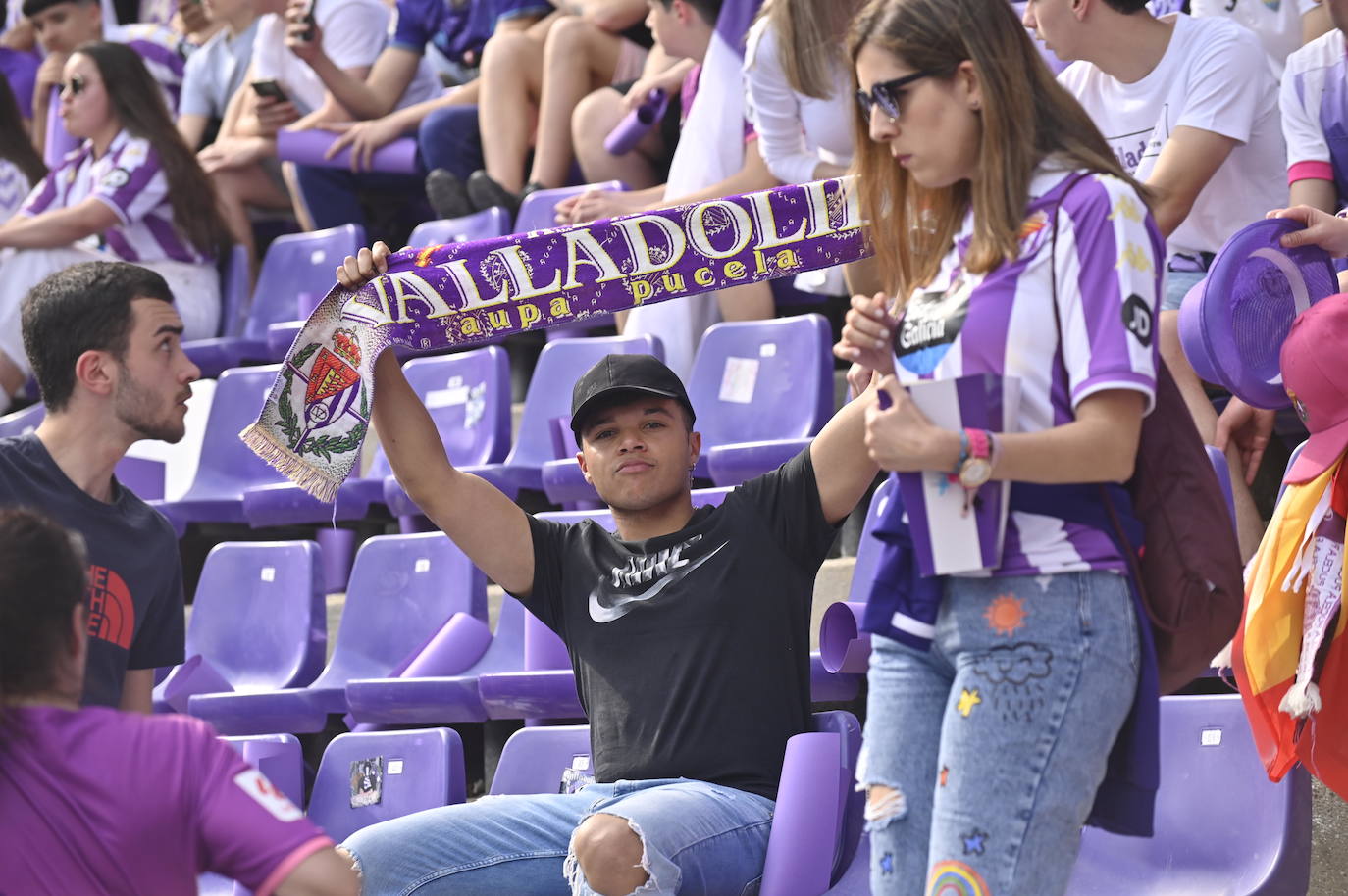 Búscate en la grada del estadio José Zorrilla (3/4)