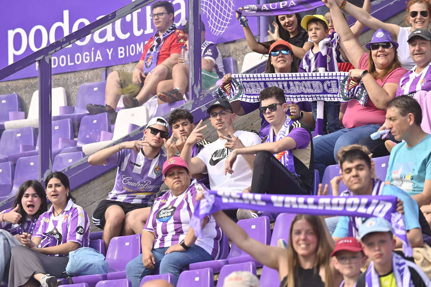 Búscate en la grada del estadio José Zorrilla (4/4)