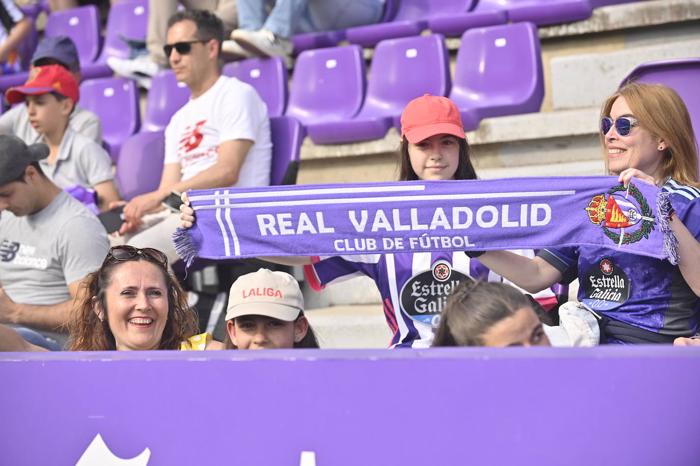 Búscate en la grada del estadio José Zorrilla (4/4)