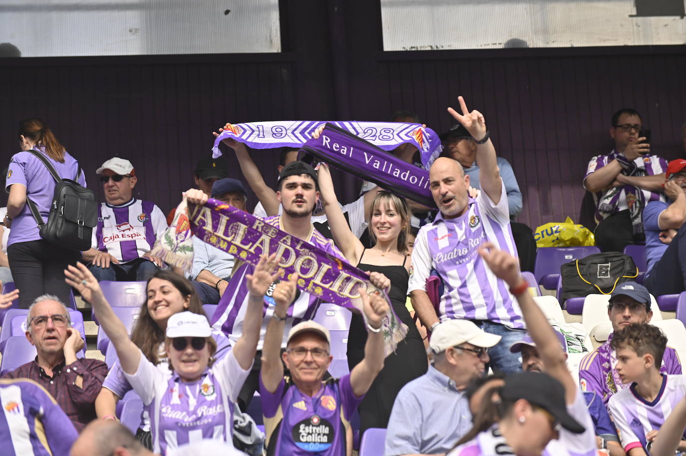 Búscate en la grada del estadio José Zorrilla (4/4)