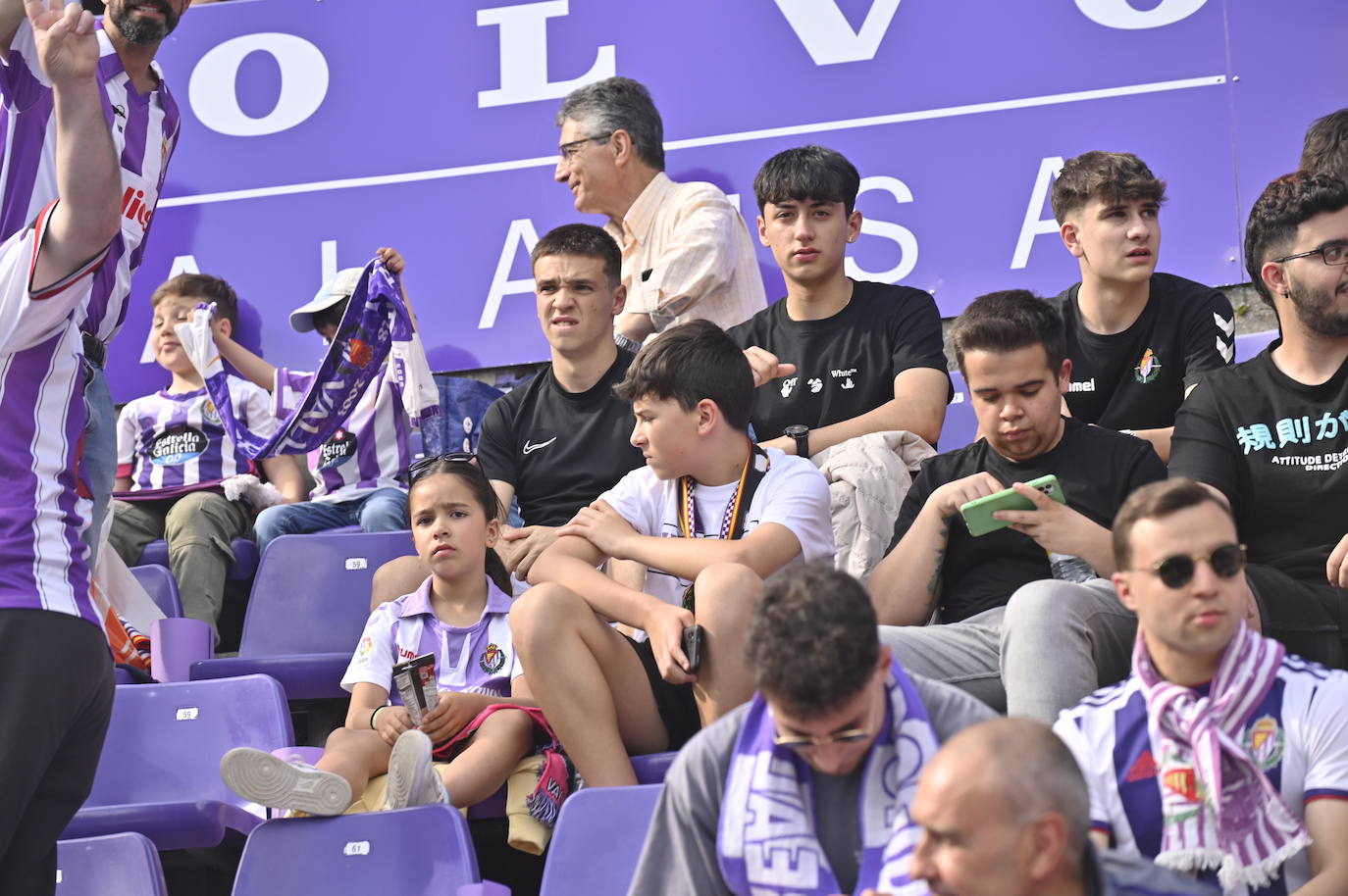 Búscate en la grada del estadio José Zorrilla (3/4)