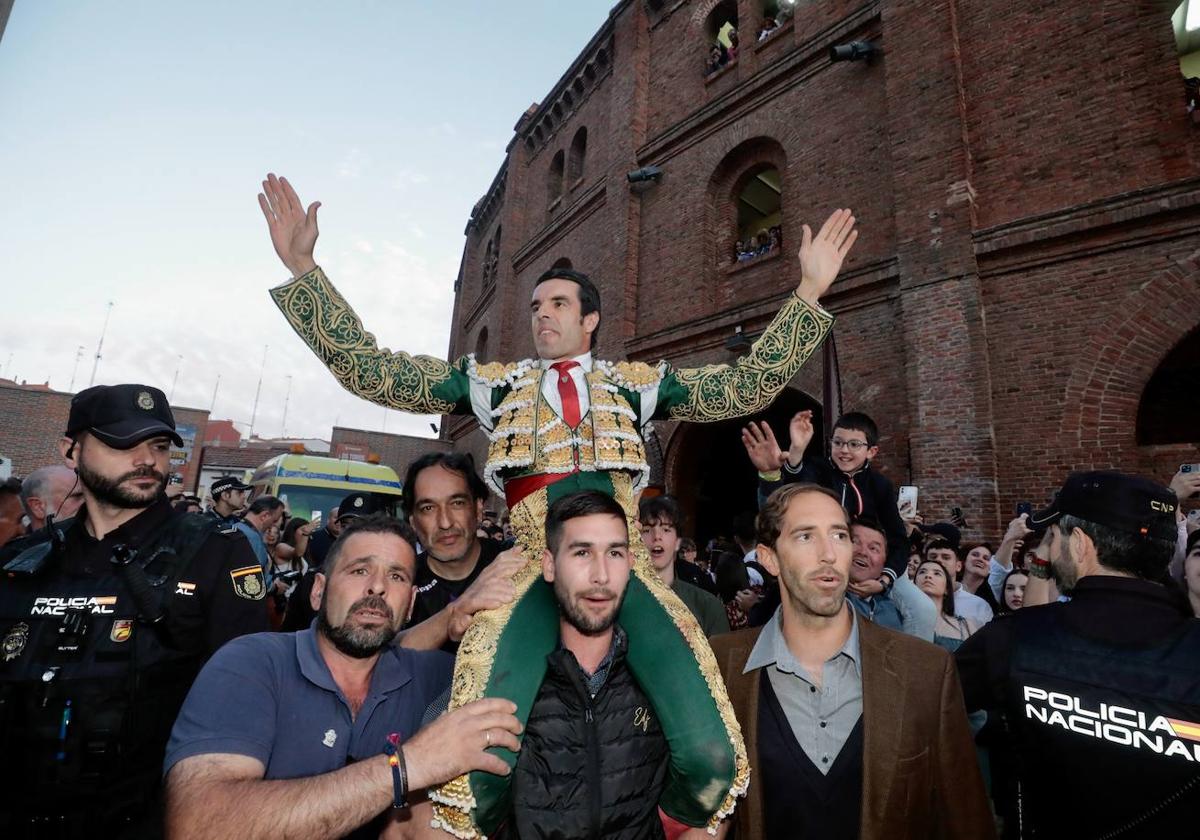 Emilio de Justo triunfa en Valladolid en una corrida de toros sin trapío |  El Norte de Castilla