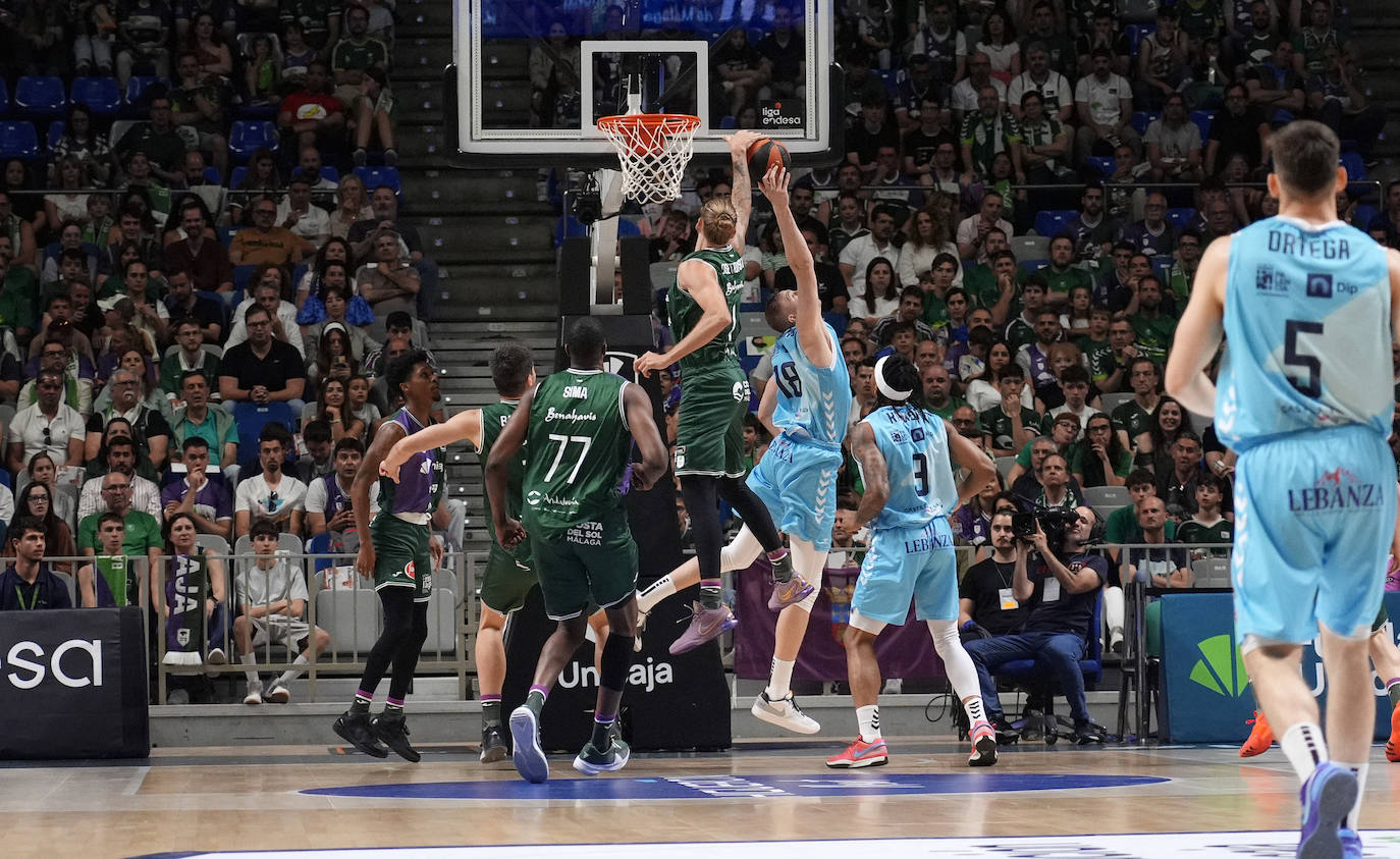 Emocionante ovación al Zunder en su último partido en ACB