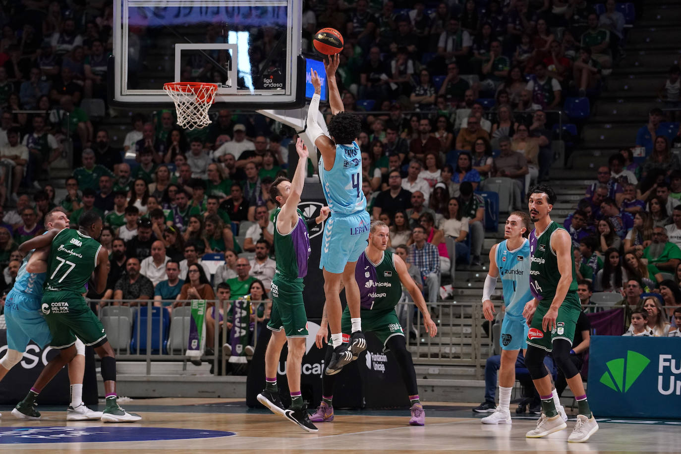 Emocionante ovación al Zunder en su último partido en ACB