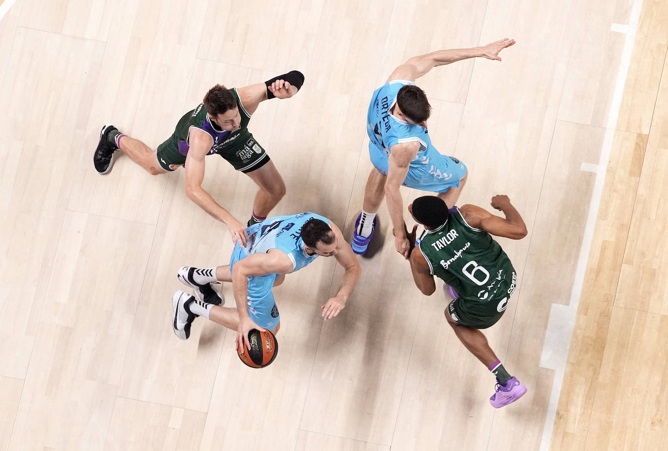 Emocionante ovación al Zunder en su último partido en ACB