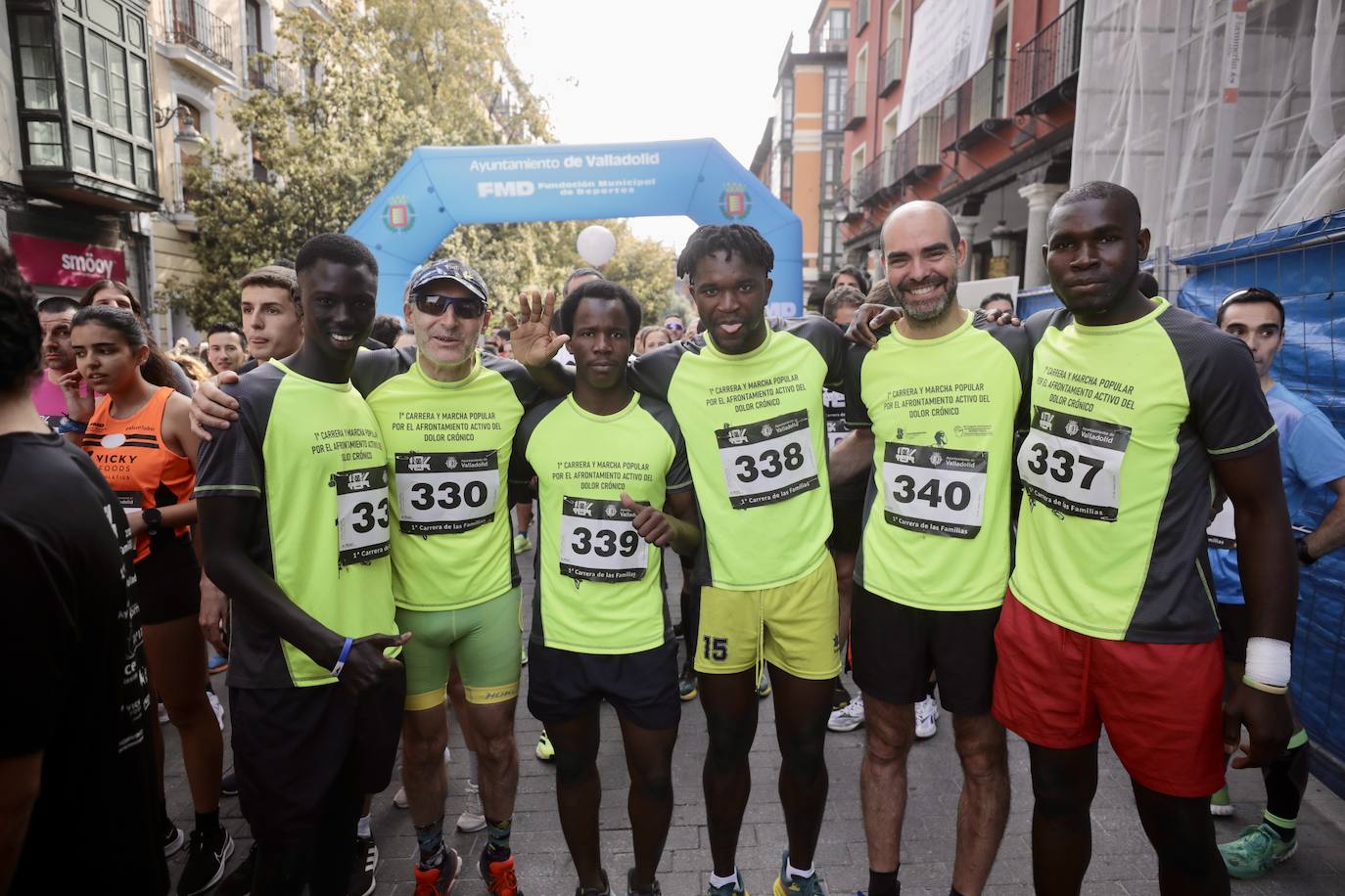 Un millar de participantes se suma a la I Carrera de las Familias de Valladolid (1/2)