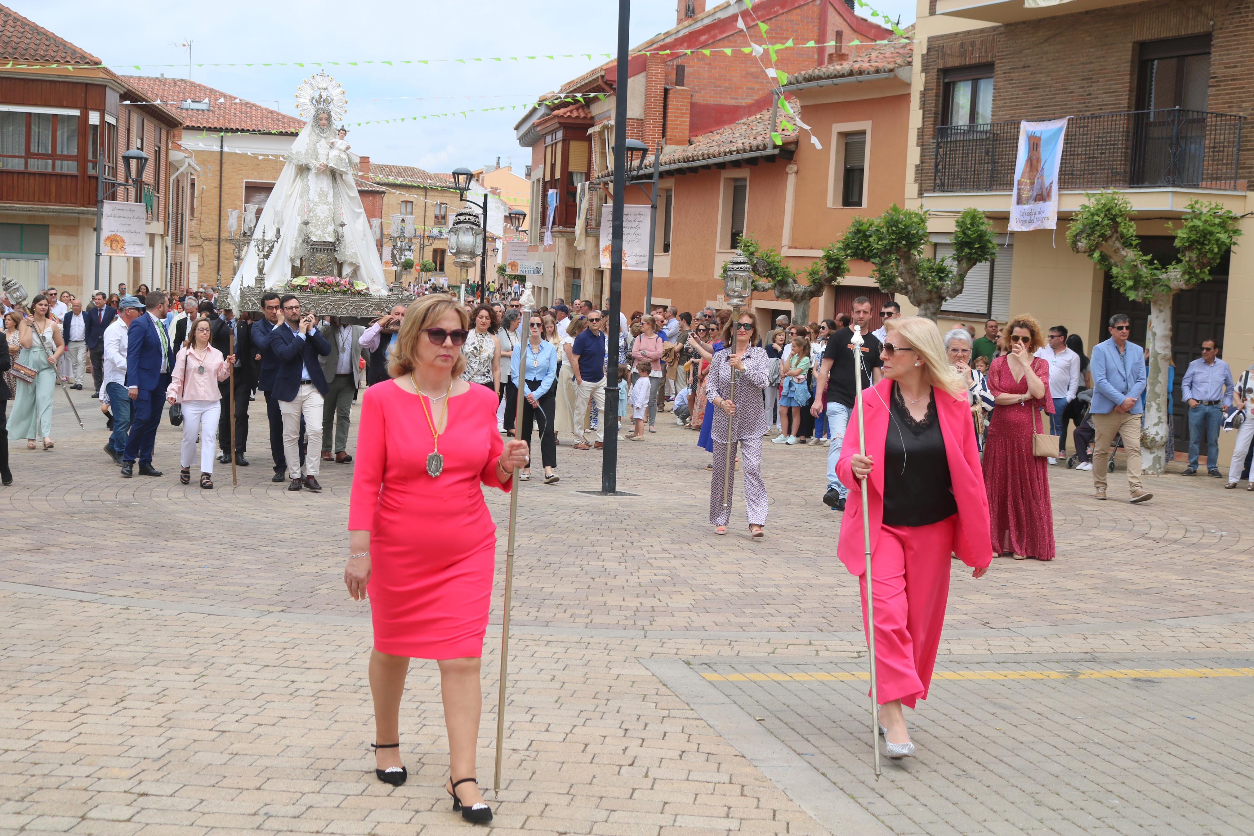 Villamuriel de Cerrato se rinde a la Virgen del Milagro