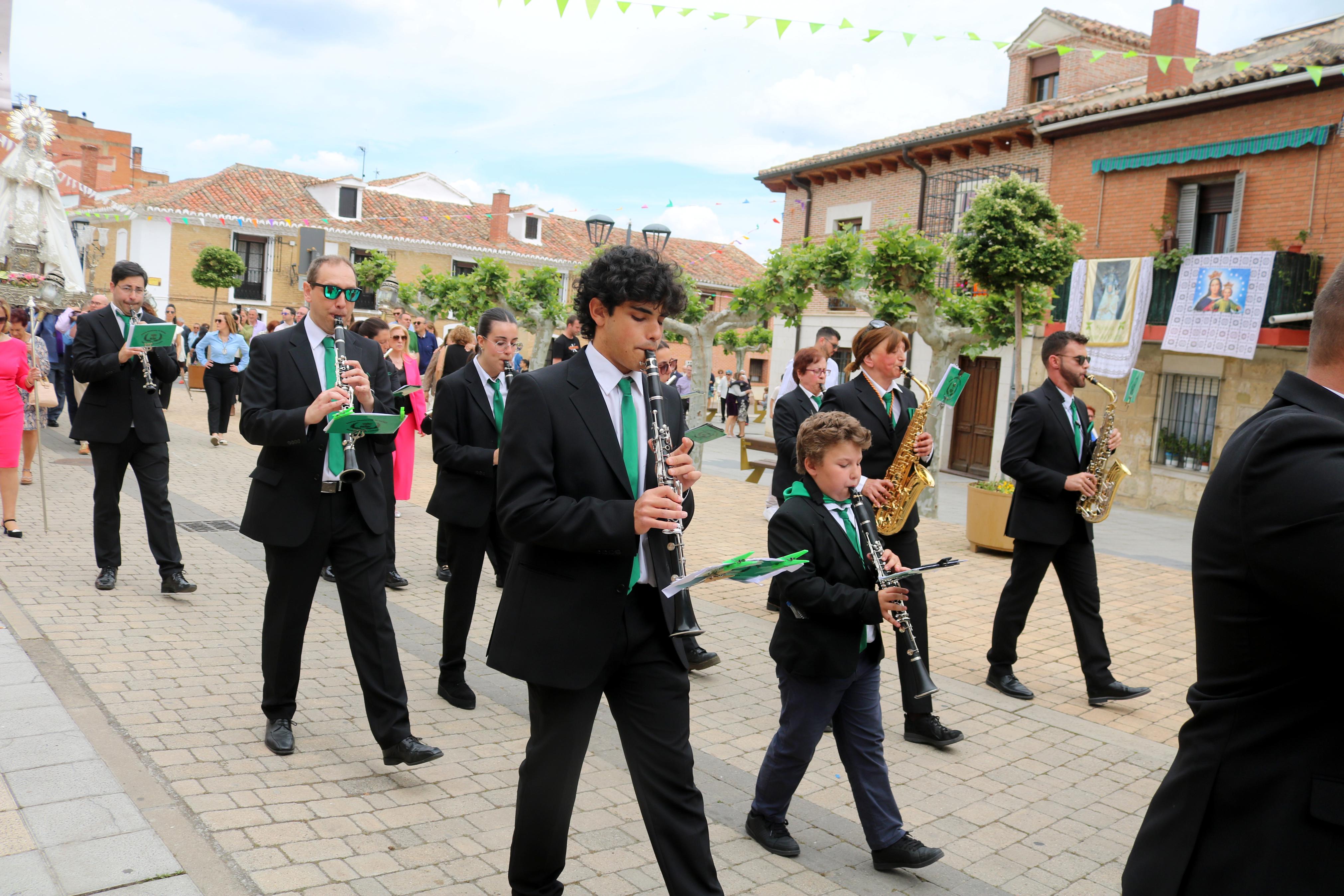 Villamuriel de Cerrato se rinde a la Virgen del Milagro
