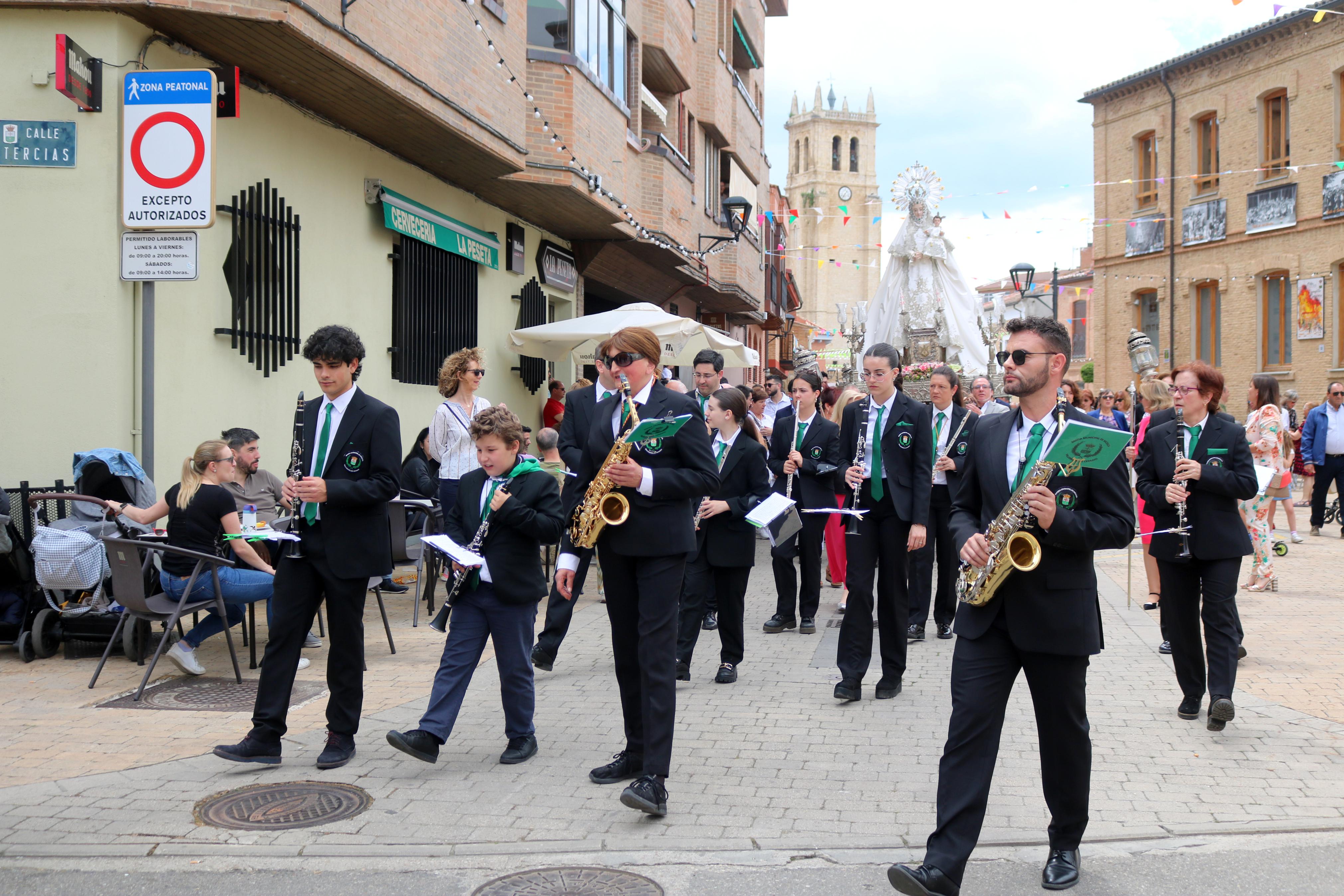 Villamuriel de Cerrato se rinde a la Virgen del Milagro