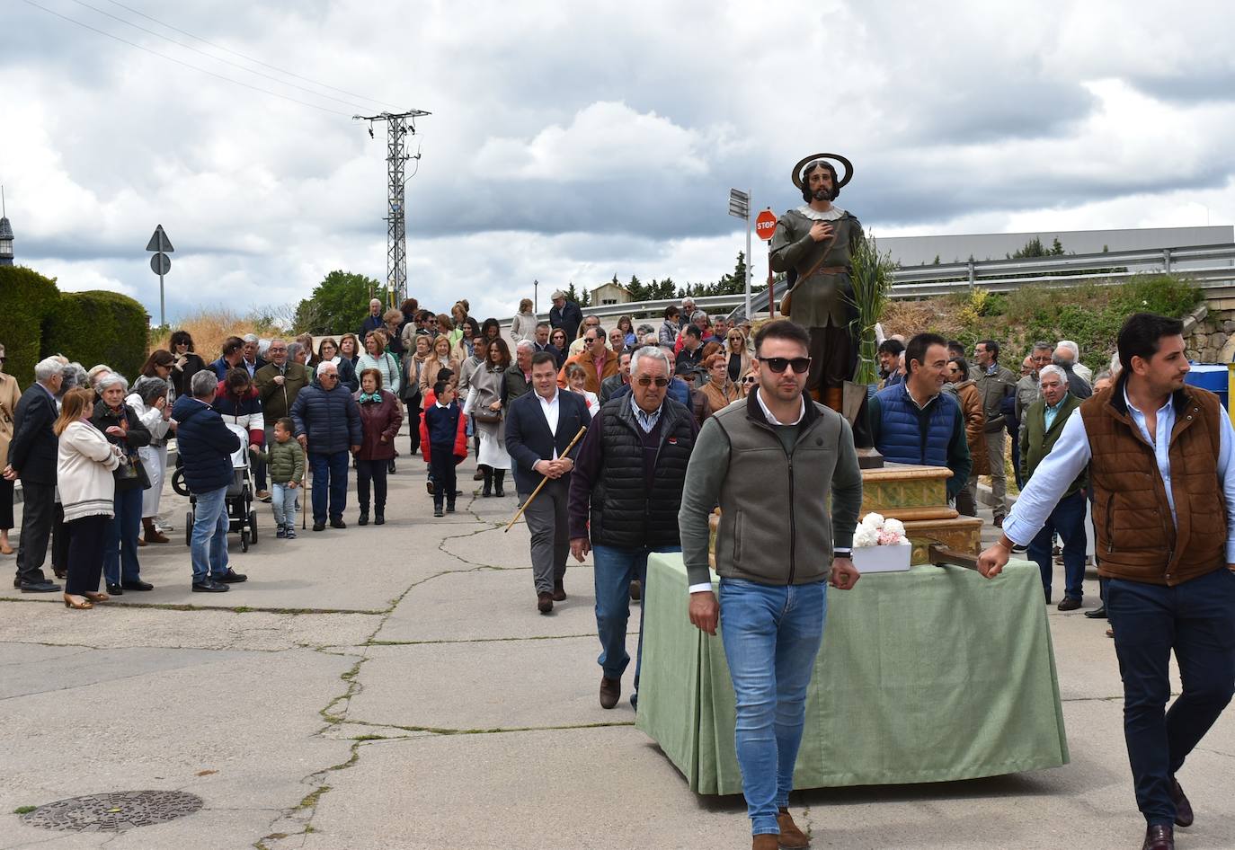 Procesión en honor a San Isidro en Cigales