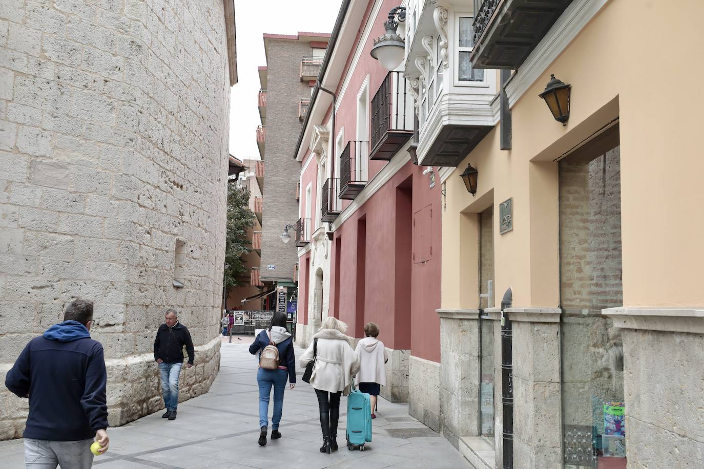 Un recorrido por la calle Santuario de Valladolid