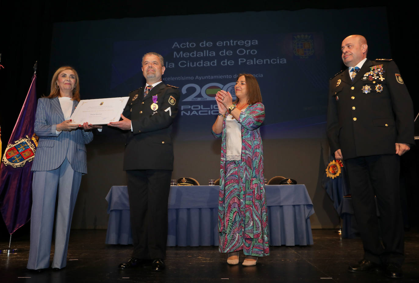 Medalla de Oro de Palencia para la Policía Nacional