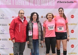 Javier Martín ( director territorial de Banco Santander), Verónica Ruiz (responsable de marketing de Recoletas Salud), Mayte Martínez y Blanca Jiménez (concejalas del Ayuntamiento de Valladolid)