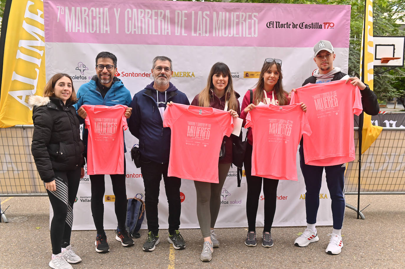 El álbum de los participantes en la Marcha y Carrera de las Mujeres